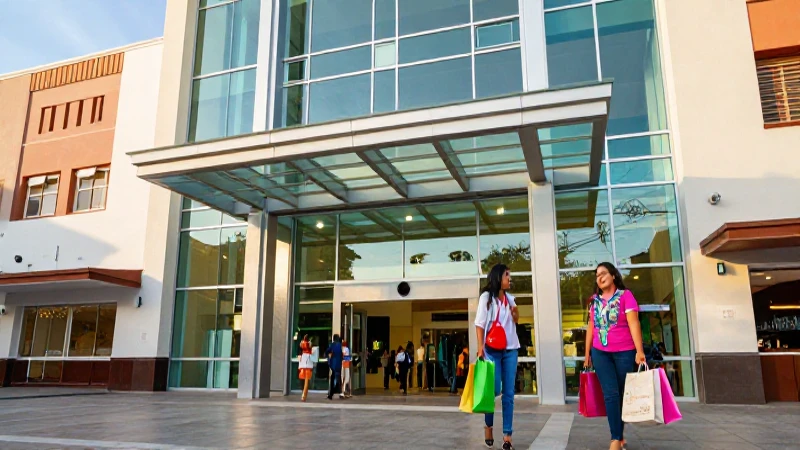 Centro comercial moderno y mexicano, soleado