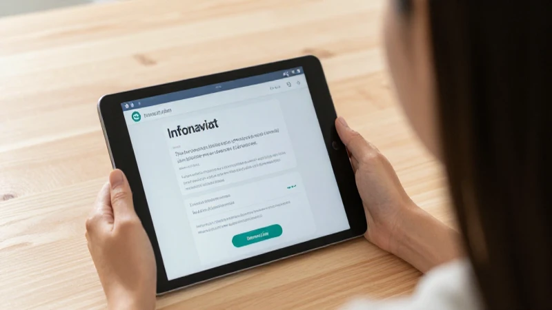 Cuál es el procedimiento para recuperar puntos en Infonavit 5 Joven revisa Infonavit en su tableta