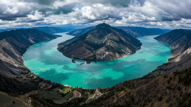 RÍOS, LAGOS y PRESAS en OAXACA: ¡Descubre su HIDROGRAFÍA! 7 Paisaje oaxaqueño, río, cielo dramático y realista