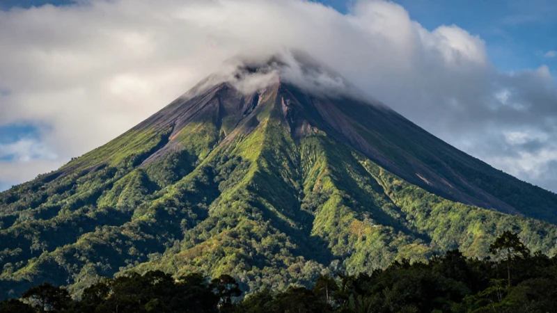 OROGRAFÍA DE CHIAPAS: DESCUBRE SUS IMPRESIONANTES RELIEVES 3 El Tacaná, volcán exuberante y panorámico