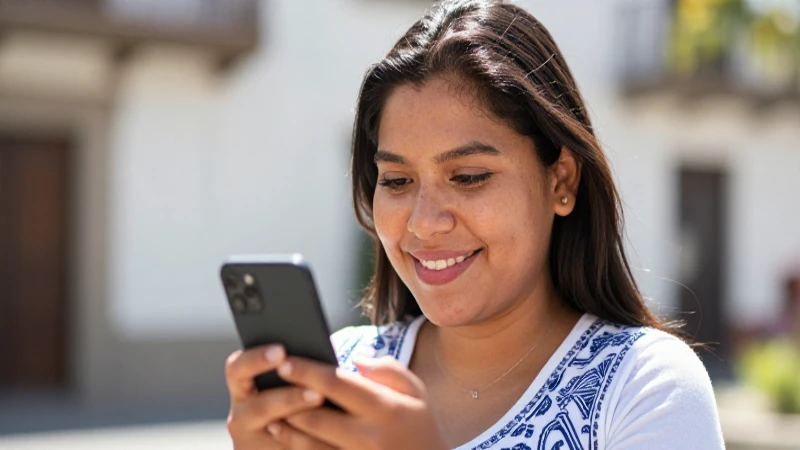 Cómo utilizar Santander ENLACE en México 3 Mujer mexicana sonriente con luz natural