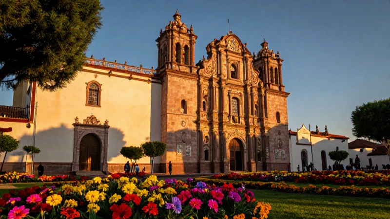 Templo mexicano exuberante, con luz dorada cinematográfica